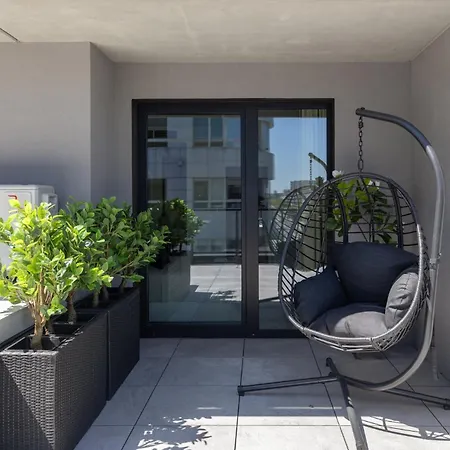 3-bedroom Mokotow With Tarrace Lejlighed Warszawa